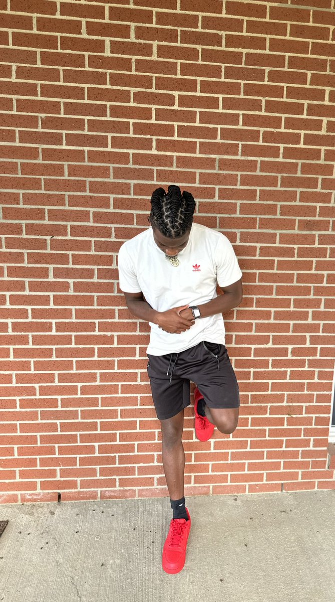 Dez tweet media