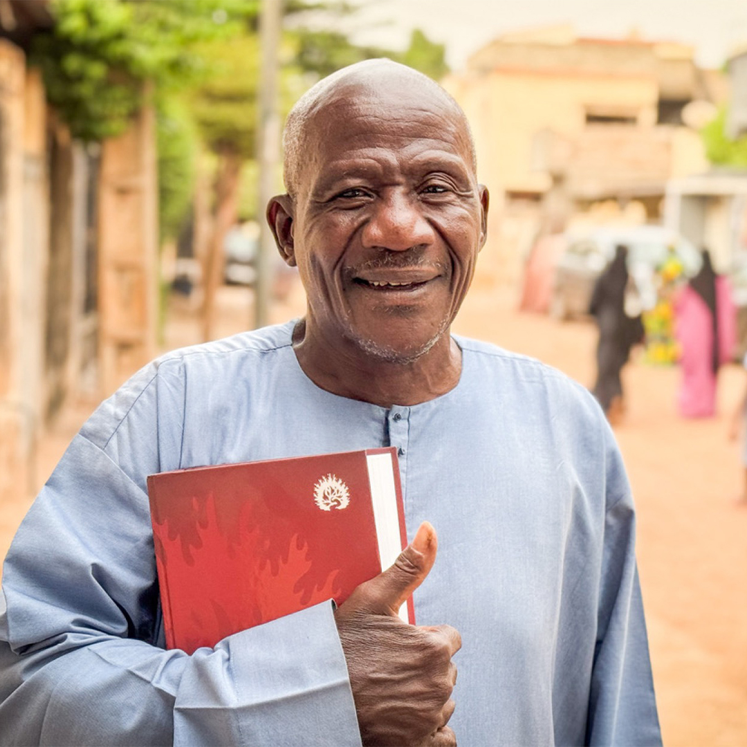 Ligonier's tweet photo. Thanks to your generous support of Study Bibles for Africa, this outreach has expanded to become Study Bibles for the World. 

Help equip 500,000 under-resourced pastors with the @RefStudyBible in 10 years. 

Learn more at https://t.co/wRM0REIMWy. https://t.co/YVWtyOQjVv