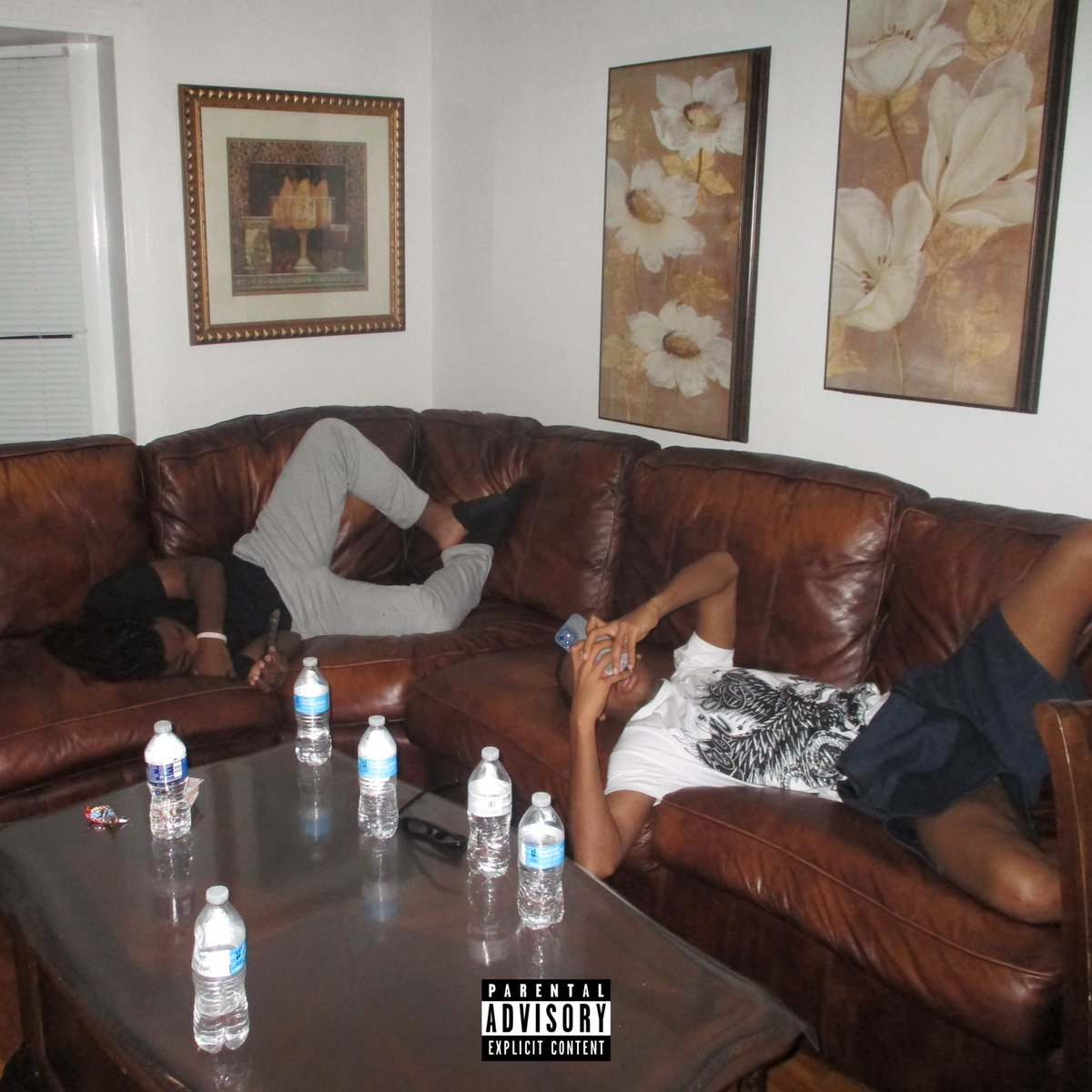iwantburban's tweet photo. “nyc” new burb ep dropping tn #pbm https://t.co/CUPLr6JnFN