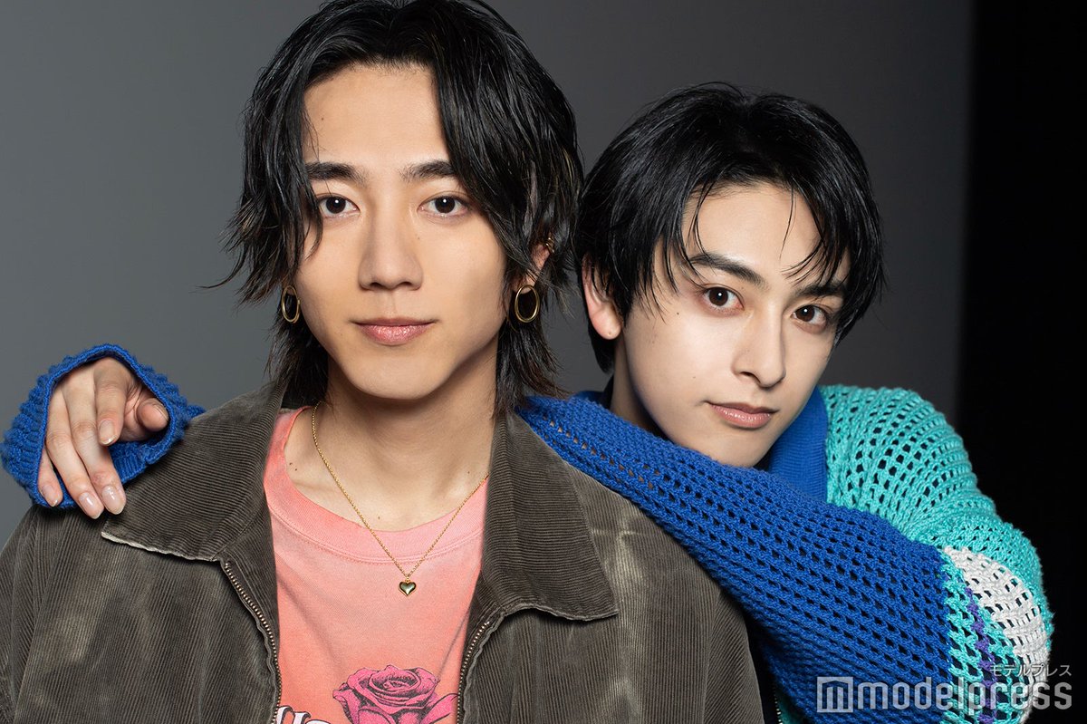 「２５時、赤坂で Season２」
駒木根葵汰＆新原泰佑インタビュー後編

前作キスシーン誕生裏話 

2人が感じていた気持ち
「したくてするみたいな」

🔻撮り下ろし多数
mdpr.jp/interview/4626…

#ドラマ25時赤坂で <a href="/25ji_akasakade/">「２５時、赤坂で Season２」10月1日(水)深夜1時放送スタート【テレ東公式】</a> <a href="/kiita130/">駒木根葵汰</a> <a href="/T__Niihara/">新原泰佑</a>