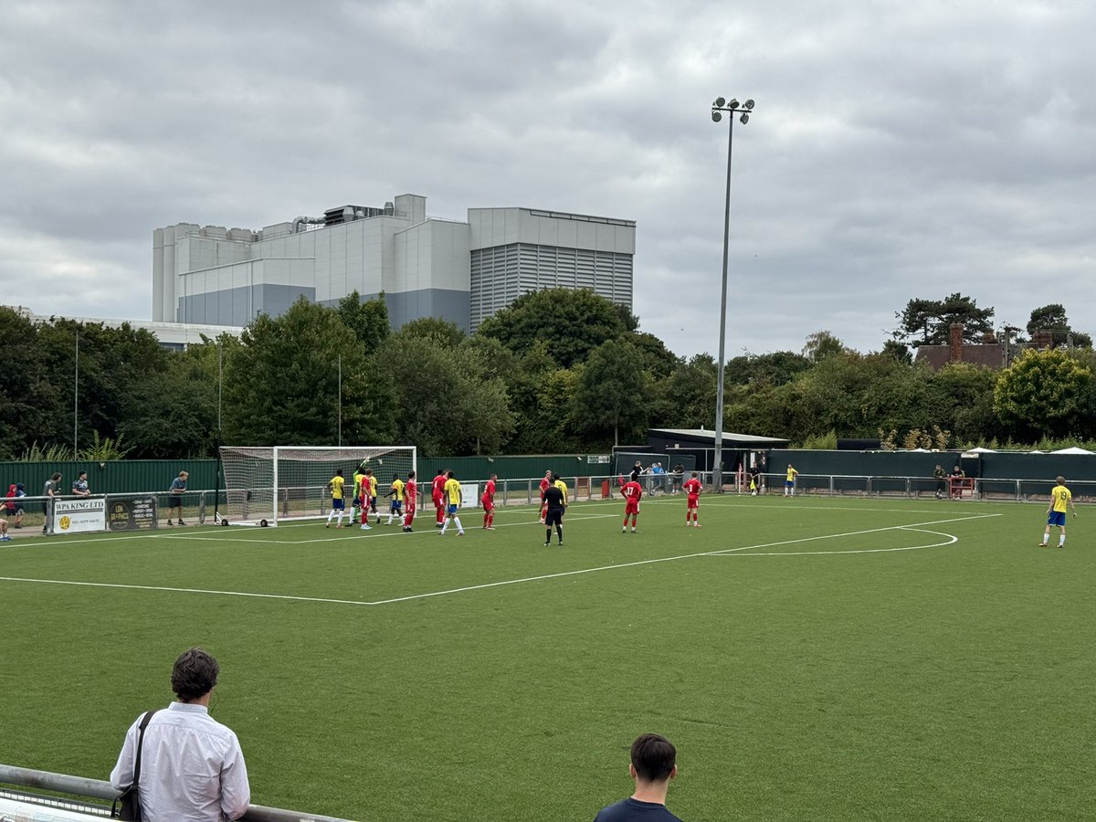 What a night !! 🔵🟡<a href="/WoodfordTownFC/">Woodford Town FC</a> 
A game that went all the way to extra time into the dark but we won it deep in the 2nd half of extra time. 
Well done <a href="/ShaneBaptiste1/">Shane Baptiste</a> and all the boys magnificent 
My fellow fans were unreal what an atmosphere ❤️