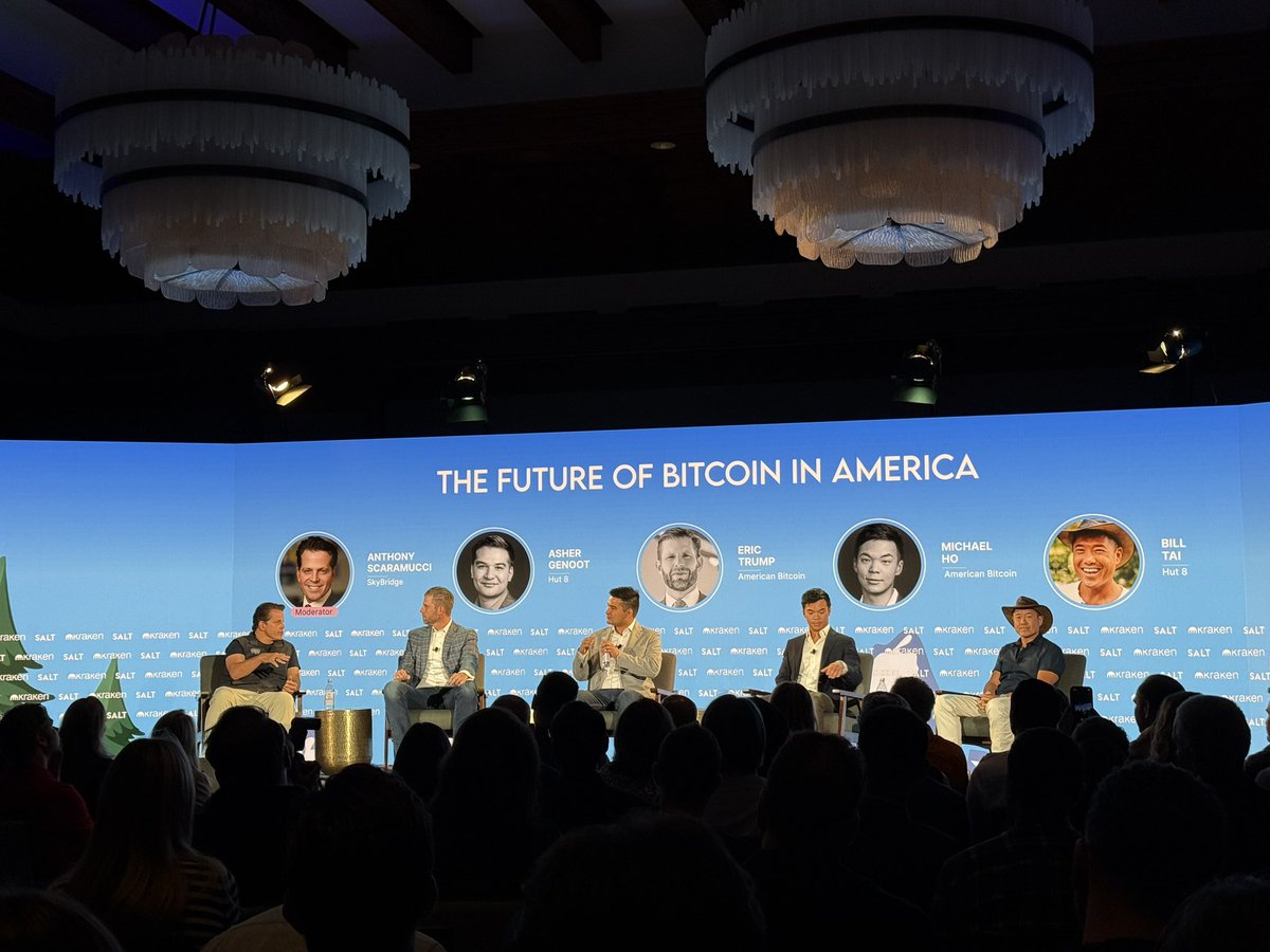 Packed room at <a href="/SALTConference/">SALT</a> with <a href="/Scaramucci/">Anthony Scaramucci</a> <a href="/EricTrump/">Eric Trump</a> and more discussing the future of Bitcoin in America.🇺🇸