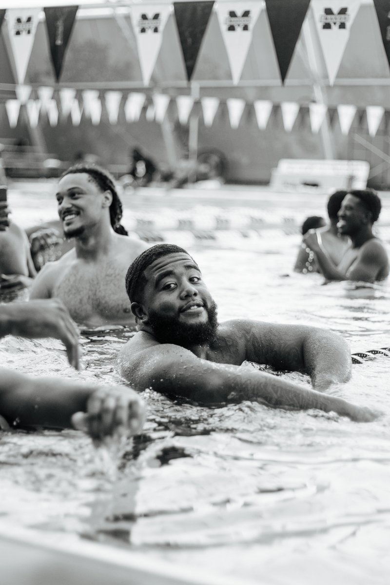 Jackson State Football (@gojsutigersfb) on Twitter photo Decided to cool off before the weekend starts 😎
Thank you <a href="/GRIT_TrainingMS/">GRIT Training</a>
#GuardTheeYard #TheeILove Decided to cool off before the weekend starts 😎
Thank you <a href="/GRIT_TrainingMS/">GRIT Training</a>
#GuardTheeYard #TheeILove