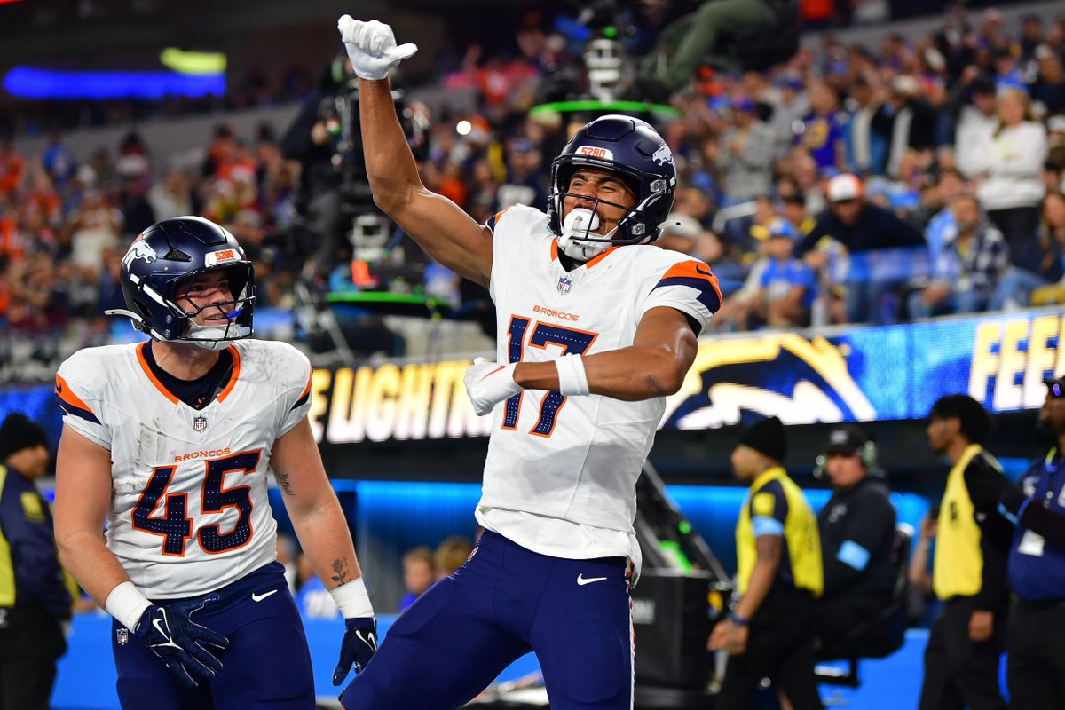DNVR Broncos tweet media