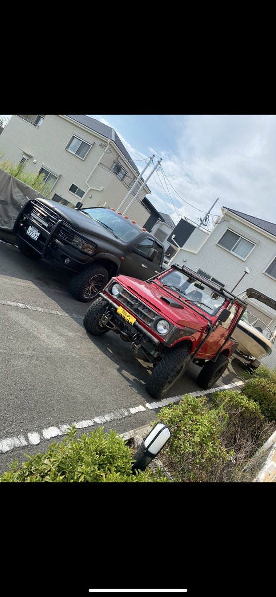 Yuuuhi0318's tweet photo. ダッヂ　150万
船　　　150万
ジムニー（バンカット）30万
欲しい方いましたらお願いします

まとめ買い安くします！

リツイート願います https://t.co/rVTKX3qDCZ