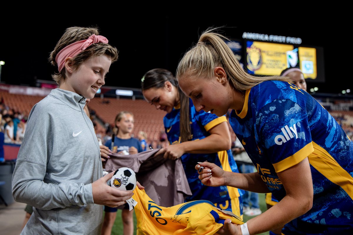 This past week, the Utah Royals FC had the honor of celebrating some incredible warriors from the Children’s Hospital. Each of them is courageously facing their own journey, and it was truly special to see the entire stadium stand behind them with love and support.