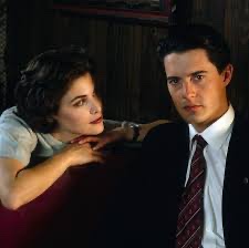 yurisetto's tweet photo. i’m a twin peaks fan from israel and this is my ship https://t.co/JR8r88FSJq
