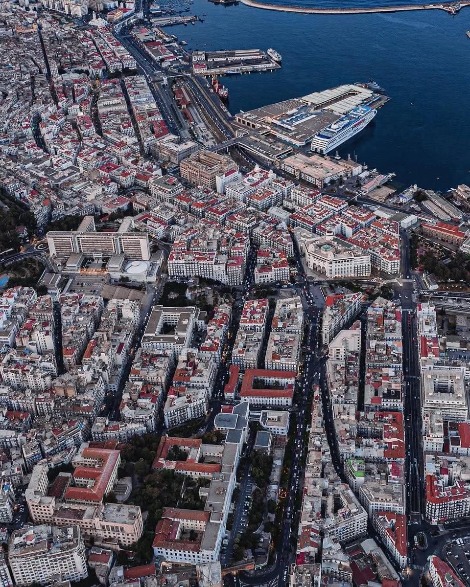 AFRICAN CITIES NOW AND THEN

A thread🧵

THEN                                                                            NOW