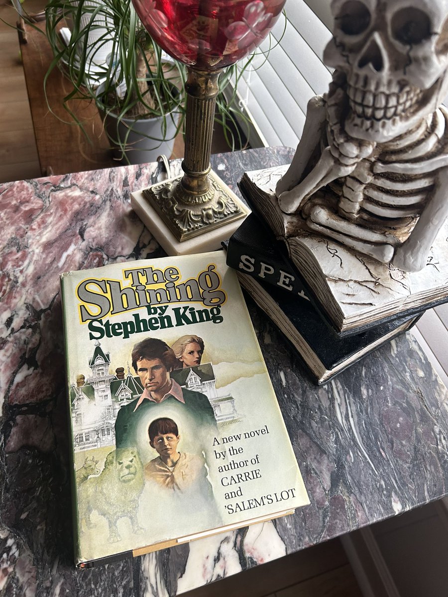 Jasonfmyers's tweet photo. Current read 📖 🦁🦹‍♂️ https://t.co/soi6mIfx6x