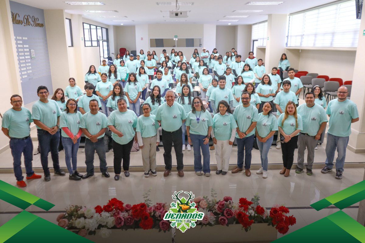 TESSFP_Edomex's tweet image. ¡Bienvenidos, nuevos estudiantes de Ingeniería Química! 🧪✨

Hoy nuestro Director General, la Dra. Nayeli Torres y docentes dieron la bienvenida oficial, con una sesión informativa sobre servicios, trámites y apoyos que impulsarán su formación. 🙌

#OrgulloTESSFP #Bienvenida2025