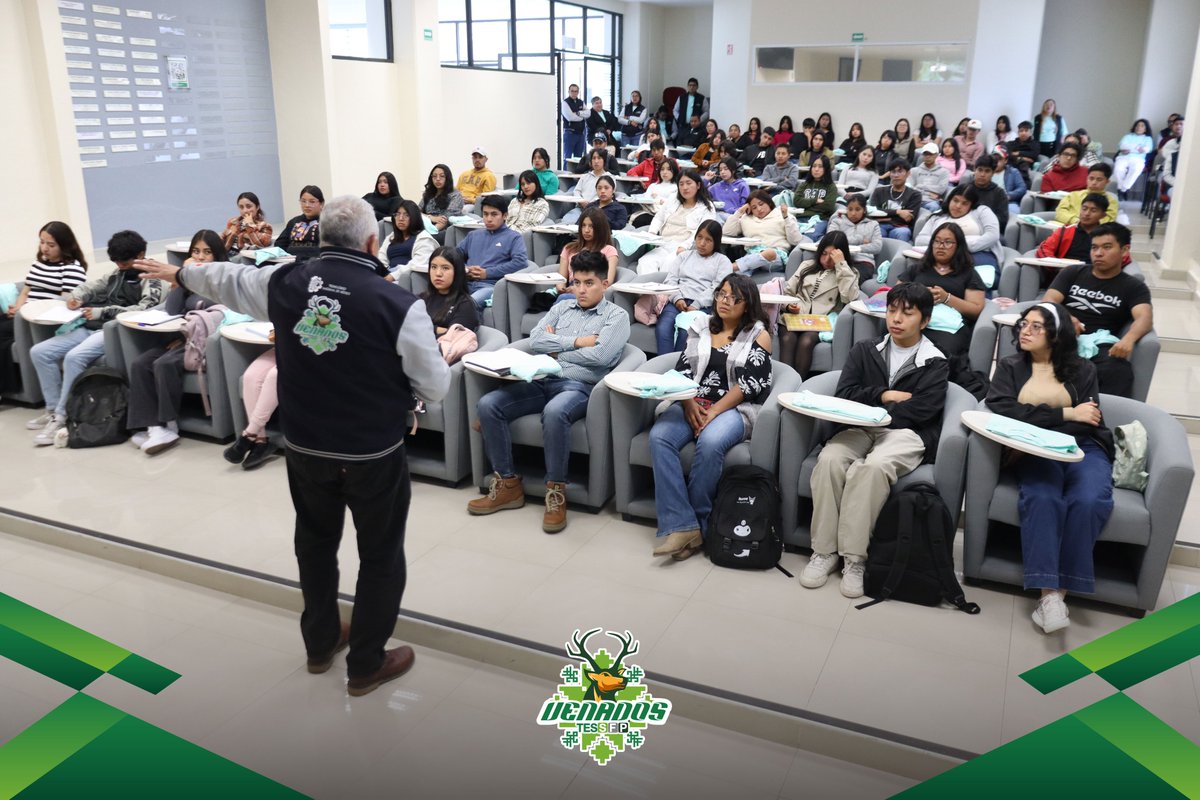 TESSFP_Edomex's tweet image. ¡Bienvenidos, nuevos estudiantes de Ingeniería Química! 🧪✨

Hoy nuestro Director General, la Dra. Nayeli Torres y docentes dieron la bienvenida oficial, con una sesión informativa sobre servicios, trámites y apoyos que impulsarán su formación. 🙌

#OrgulloTESSFP #Bienvenida2025
