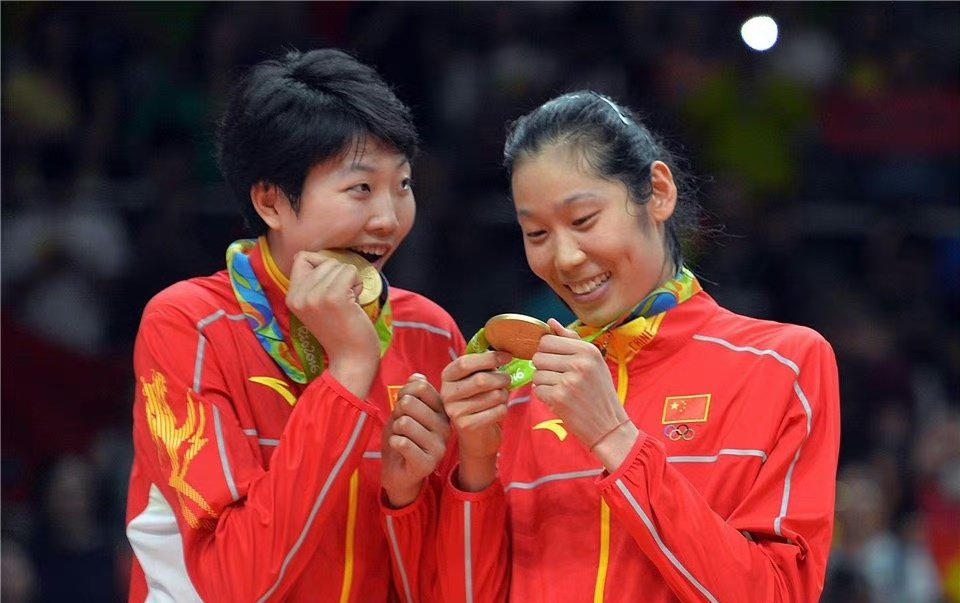 tingzhu1129's tweet photo. Nine years ago today, China won its third Olympic title, and with that, Zhu Ting became Olympic champion and the youngest MVP in history, at 21 years old.🥇👑🇨🇳❤️ https://t.co/sqdbINOv5m