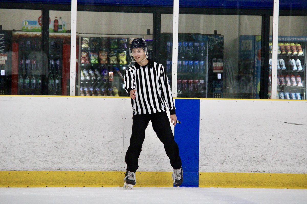 GTHLHockey's tweet photo. Day 3⃣ at GTHL Referee Summer Camp is in the books! 📚 

The stripes continue learning, on and off the ice! ⚫️⚪️ https://t.co/9aB5EQCePJ