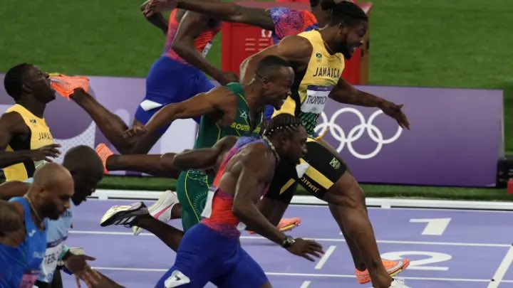 TheErinBrown's tweet photo. I rushed to Noah page as soon as the race was over to troll and leave hate comments cause he lost a regular Szn race per usual....but I see that cornball ahh nihh be using ts as motivation! I won't keep making the same mistakes... but I see Jamaica fans forever will. 😔 https://t.co/5KnbpQ3YsG
