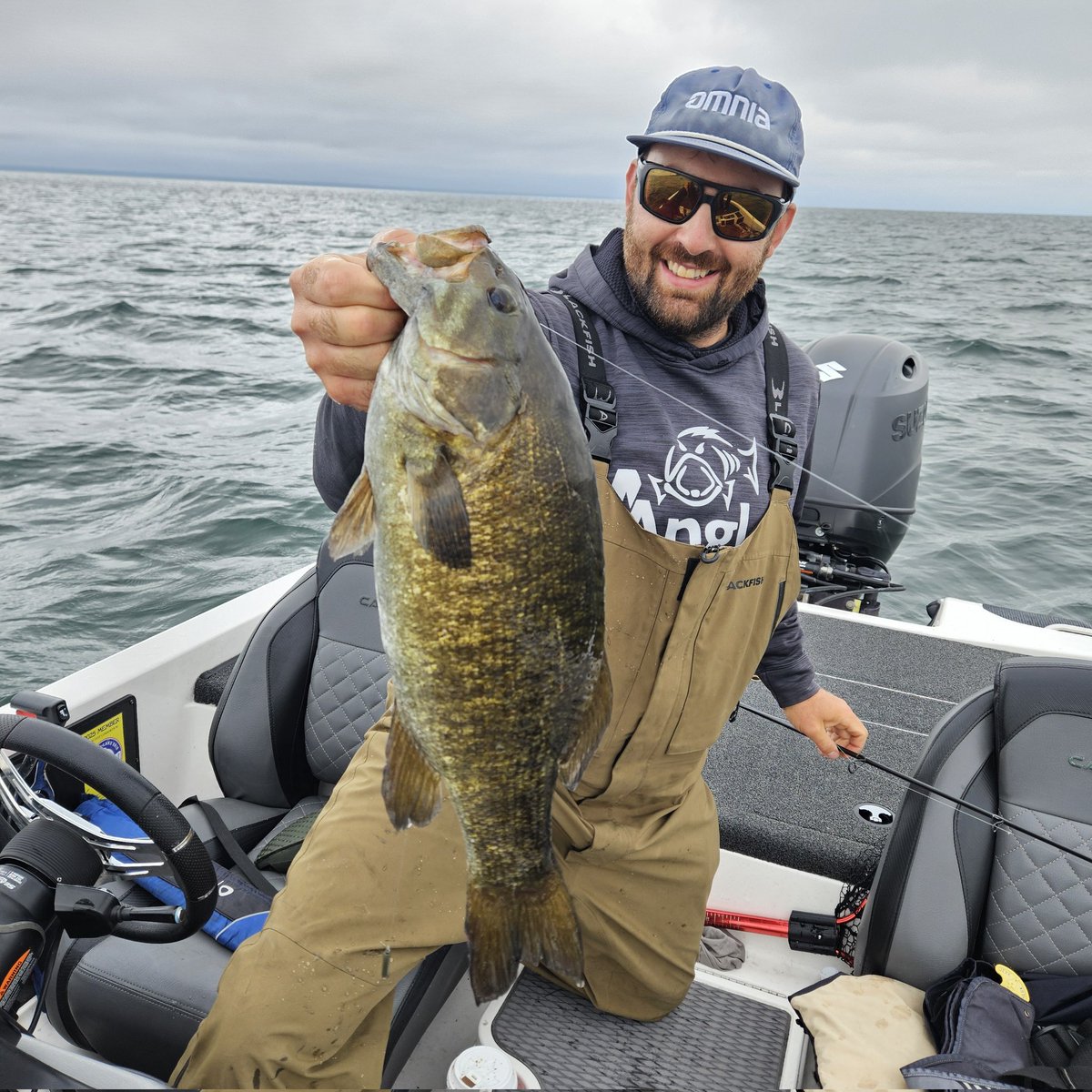 Got the immense treat of chasing bronze with the Andy Man today on Erie.  Now that we have families and hardly any time, it's a rare occurrence that we get to fish together anymore.  It was awesome 👍.

#BigFatBassGuideService #LakeErie