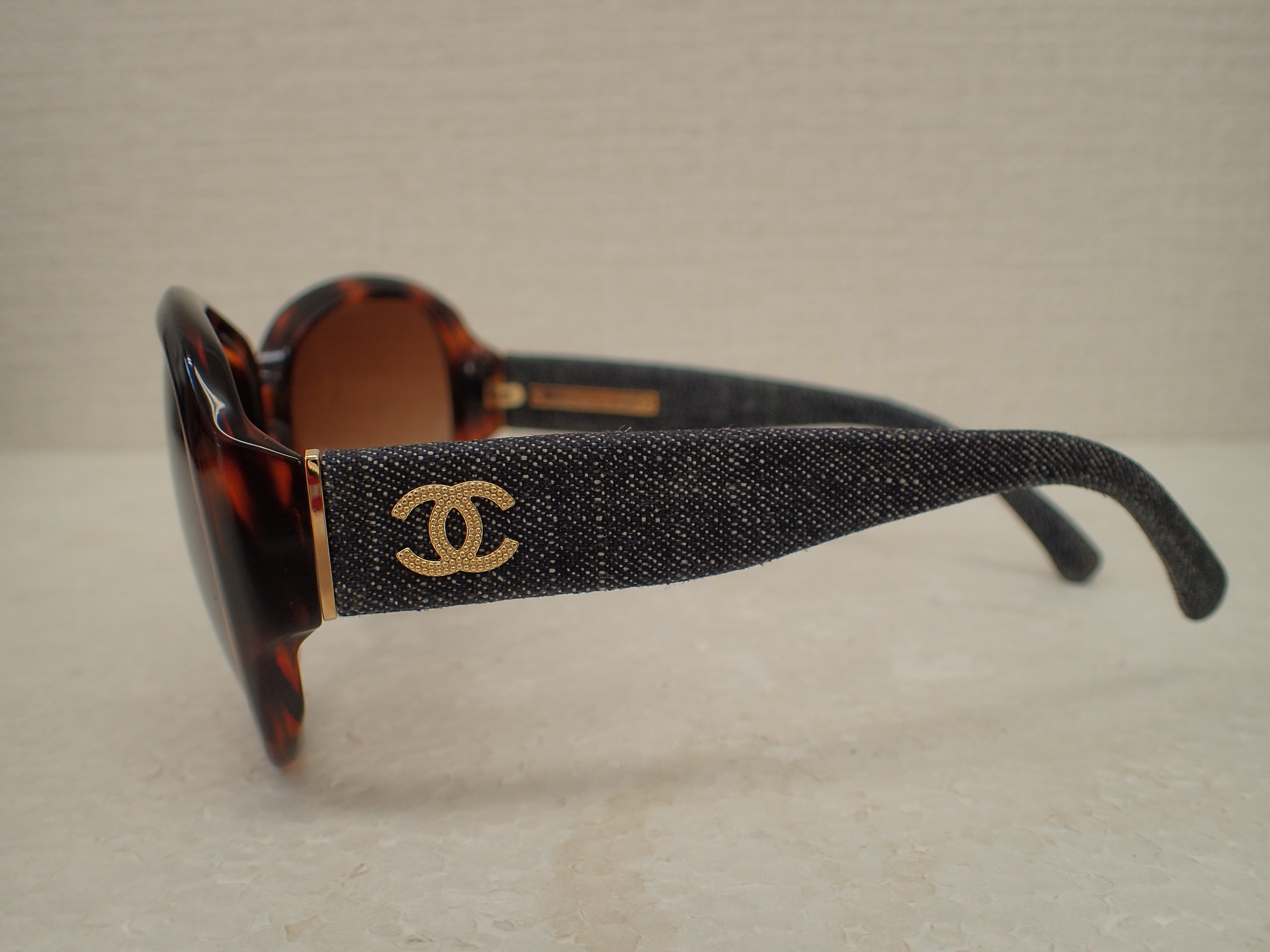 正規CHANEL　シャネル　ココマーク　デニム　サングラス5163　訳有 31980232.jpg