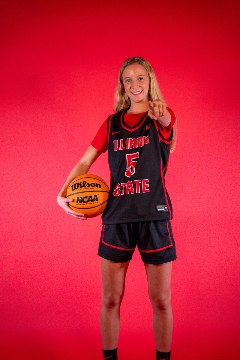 Sadie (@sadie_5_) on Twitter photo After an amazing visit with <a href="/CoachKGillespie/">Kristen Gillespie</a> & her staff I'm proud to share that I've recieved an offer to continure my academic & athletic career <a href="/RedbirdWBB/">Illinois State Women’s Basketball</a>. Thank you for an incredible day! #goyouredbirds
<a href="/M14Hoops_Girls/">Team M-XIV Girls</a> <a href="/SycamoreHoops/">Sycamore Girls Basketball</a> <a href="/PGHByron/">Byron Xerxes Livsey</a> <a href="/pgh_lisa/">PrepGirlsHoopsLisa</a> After an amazing visit with <a href="/CoachKGillespie/">Kristen Gillespie</a> & her staff I'm proud to share that I've recieved an offer to continure my academic & athletic career <a href="/RedbirdWBB/">Illinois State Women’s Basketball</a>. Thank you for an incredible day! #goyouredbirds
<a href="/M14Hoops_Girls/">Team M-XIV Girls</a> <a href="/SycamoreHoops/">Sycamore Girls Basketball</a> <a href="/PGHByron/">Byron Xerxes Livsey</a> <a href="/pgh_lisa/">PrepGirlsHoopsLisa</a>