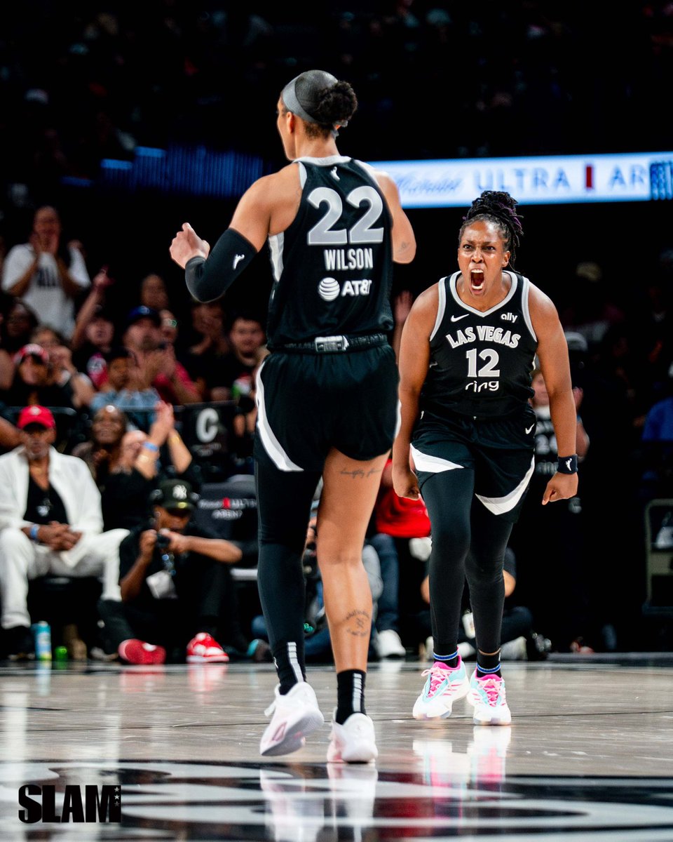 aliciatsaiphoto's tweet photo. Mood from yesterday’s @LVAces W (8 straight!) 🔥📸 https://t.co/dkwQBqceRm