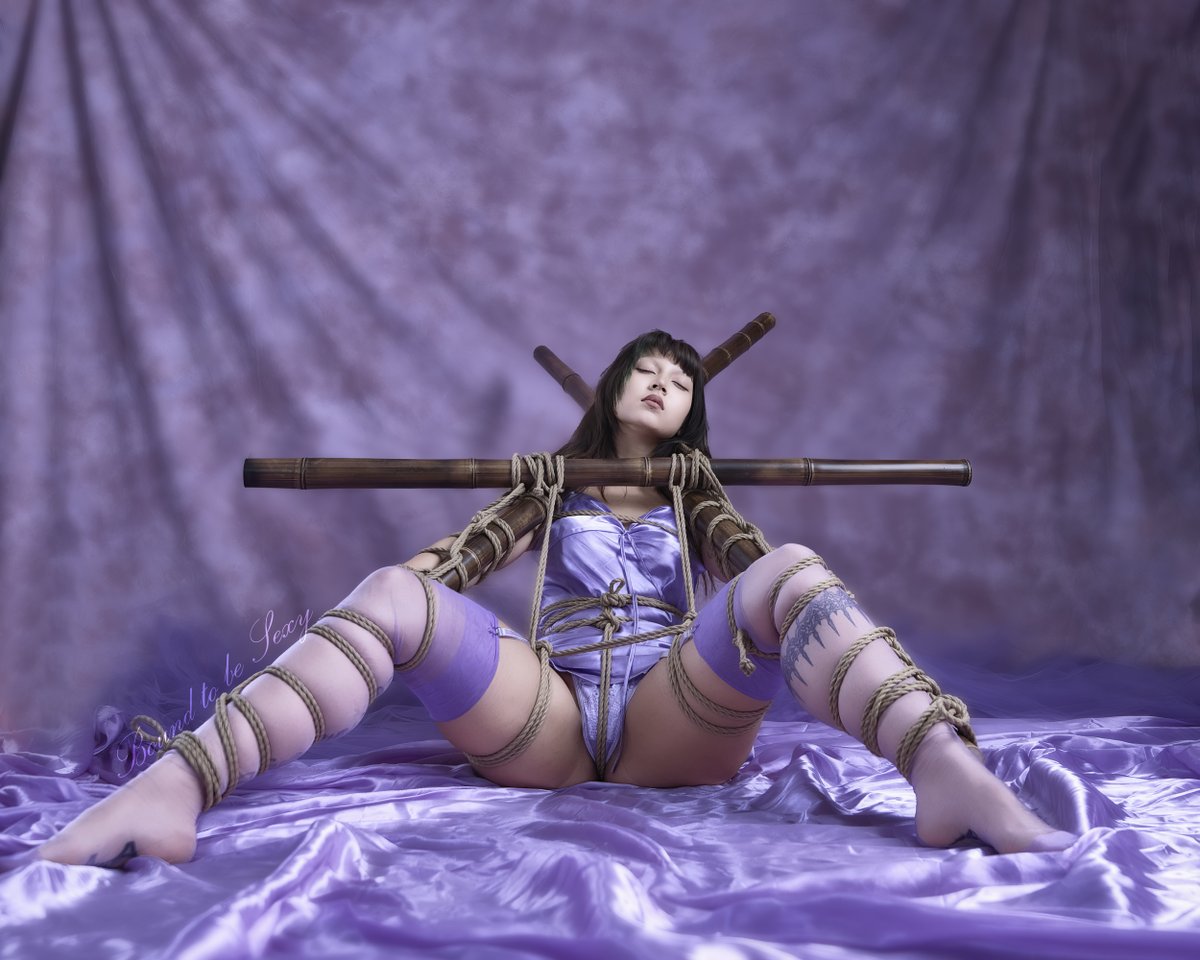 Bamboo fun.
Ropebunny: <a href="/b9kkake/">B9</a>