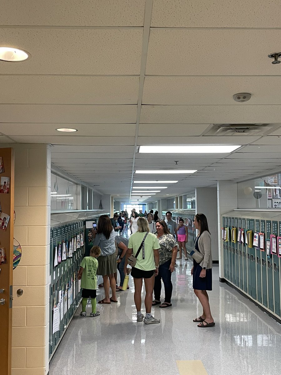 Lauren McArdle tweet media