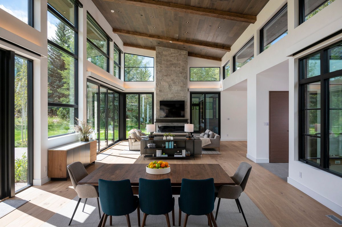 Brighten every corner with the clean lines of direct set windows. Their modern design maximizes natural light and creates a spacious, open feel that transforms your home’s interior.