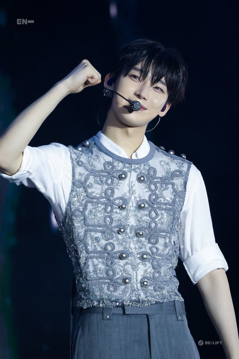 왼들의 행보가 미치신거같음