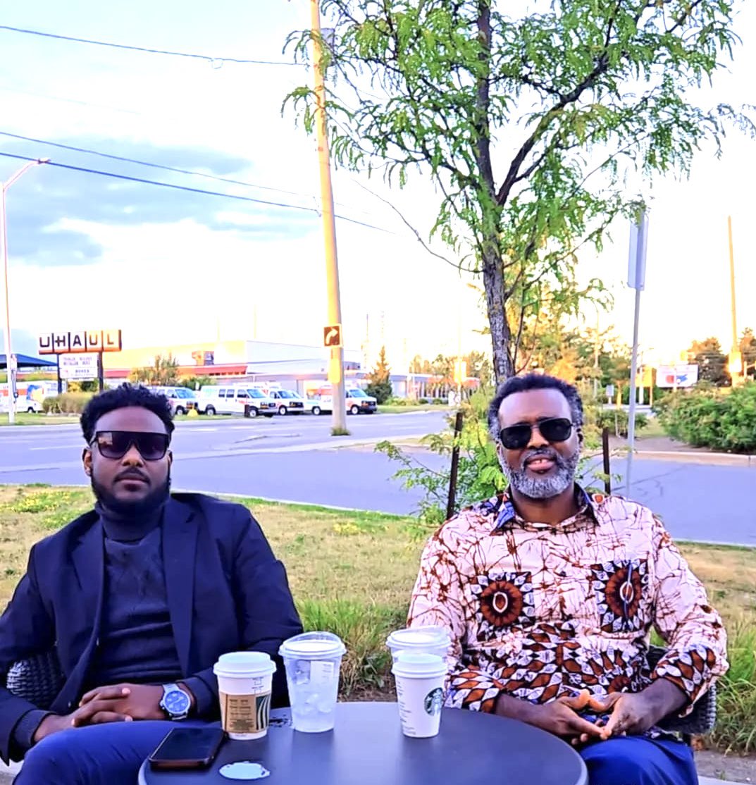 gortaque's tweet image. Mon mentor #Abdi_Bileh et moi sommes à Ottawa. 🇨🇦🍁

Si vous #apercevez Abdi Bileh et Houssein gortaque, sachez qu’il se trame #quelque chose d’intéressant.