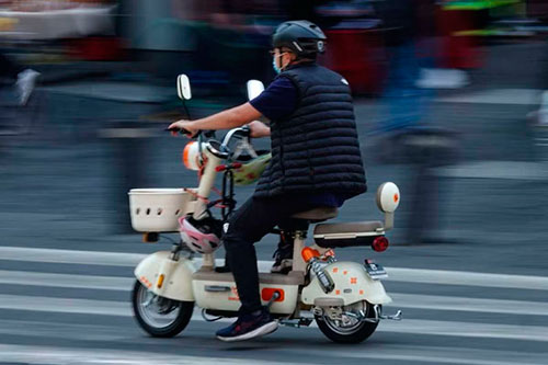 AMTM respaldó la decisión del Congreso de la Ciudad de México de regular el uso de motocicletas y vehículos eléctricos en la capital... transporteinformativo.com.mx/amtm-demanda-r…
<a href="/AMTM_AC/">amtmac.mx</a> #Congreso #motocicletas #vehiculoselectricos #TransporteInfo