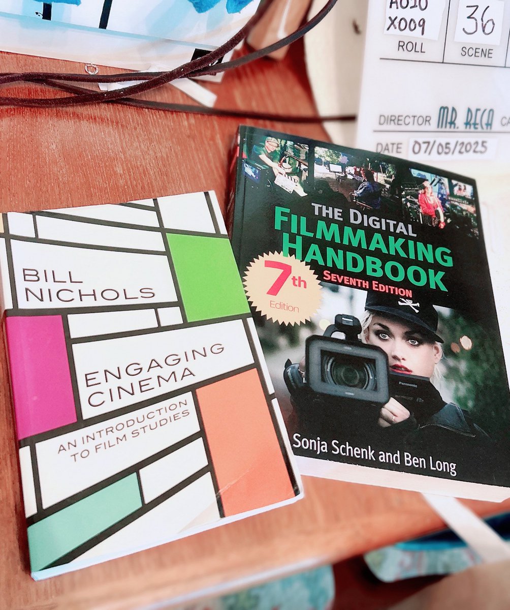 wanderpawn's tweet photo. Textbooks Acquired 🫡 https://t.co/KKFeam9vkY