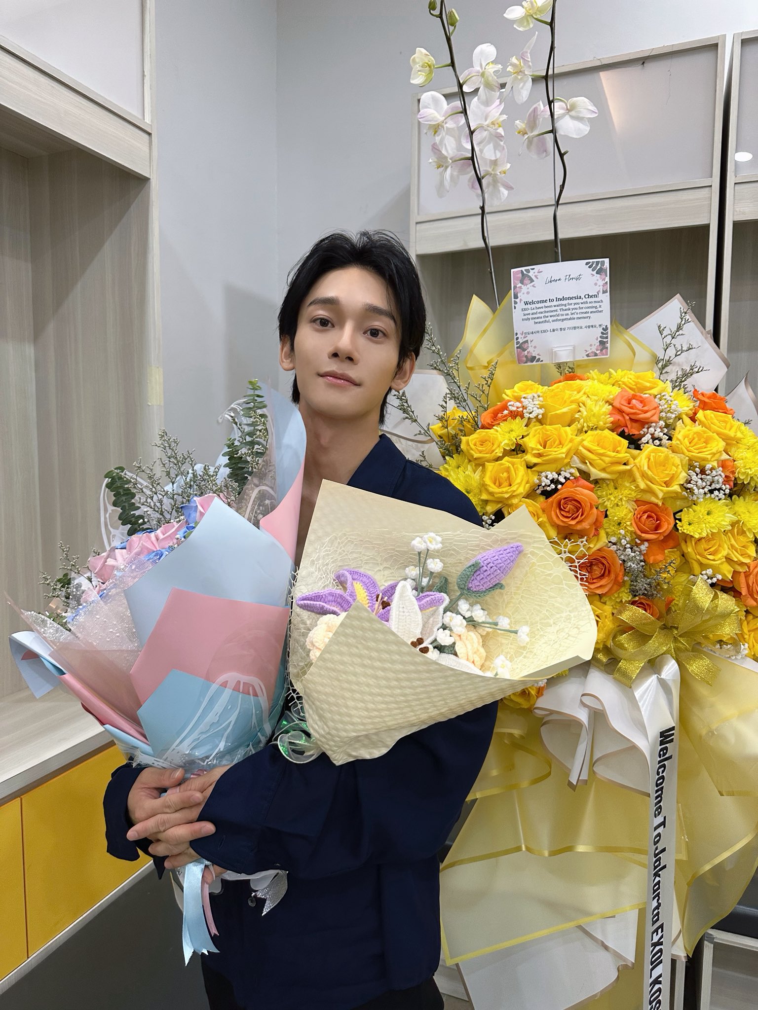 【公式】EXO チェン 生写真 CHEN_official (@CHEN_INB100) / X