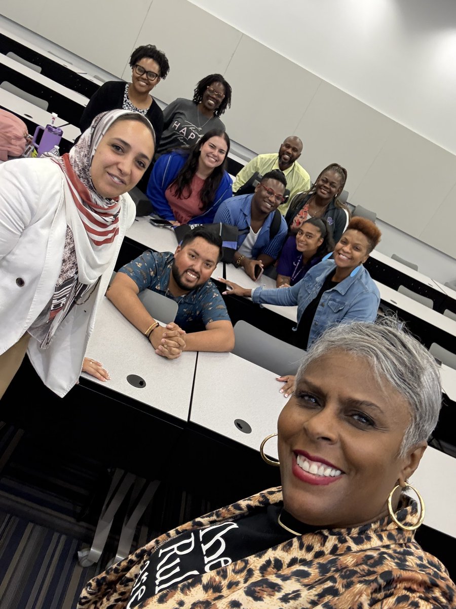 DanielETaylor86's tweet photo. *Bonus*
My first day as a UHCL doctoral student was . .. 
AWESOME!!!
In my Dr. Antonio Corrales voice “Let’s Gooooo!”
#BuiltToDeliver https://t.co/ZqQ2ZaXLiM