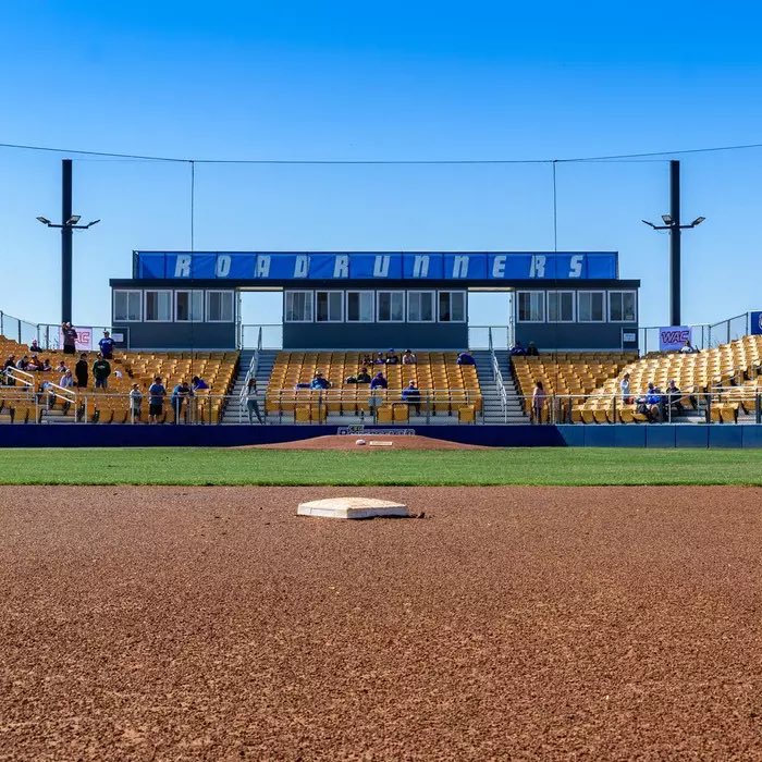 Cadeizuno's tweet photo. I will be attending @CSUB_Baseball Prospect Camp this Saturday 8/23. Thanks for the opportunity and invitation @mattcomnos 
•
•
•
@Philippinesbsbl @amatbaseball https://t.co/z7tVX4m0Oi