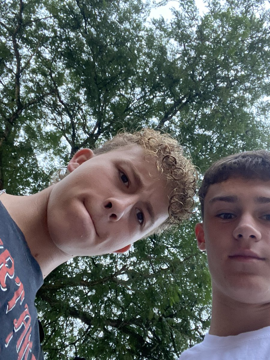 NP Quaker Hoops tweet media