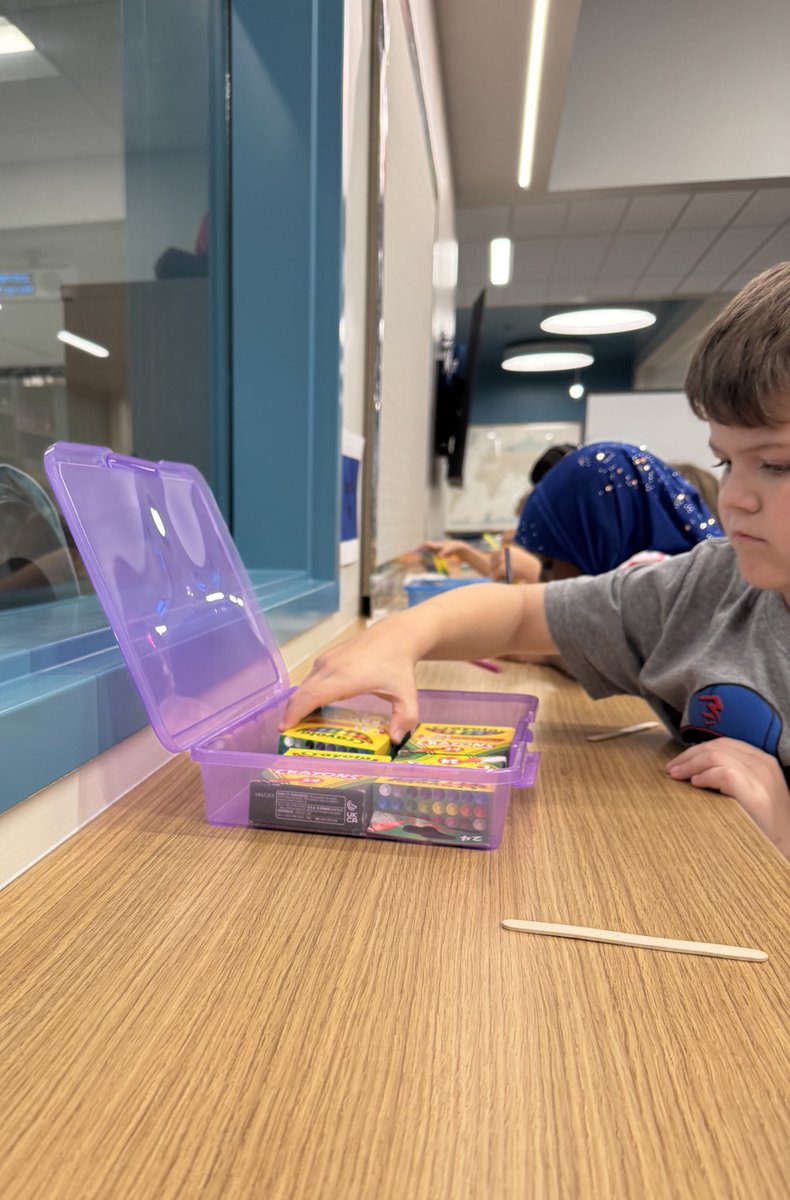 First grade came together today for a #consciousdiscipline safe keeper lesson. The teachers, the “safe keepers” and students promise together to be safe af school. Then the students decorated their stick to keep in the “safe keeper” box #iLearnNKC #Greenwayotters