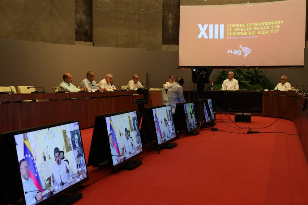 Bruno Rodríguez P (@brunorguezp) on Twitter photo Presidente <a href="/DiazCanelB/">Miguel Díaz-Canel Bermúdez</a> en XIII Cumbre Extraordinaria <a href="/ALBATCP/">ALBA</a>:
"El imperialismo, en el despliegue de su ofensiva hegemonista y agresiva, evidencia que no tiene intención de detenerse ante los límites que le impongan el Derecho Internacional, la Carta de las Naciones Unidas... Presidente <a href="/DiazCanelB/">Miguel Díaz-Canel Bermúdez</a> en XIII Cumbre Extraordinaria <a href="/ALBATCP/">ALBA</a>:
"El imperialismo, en el despliegue de su ofensiva hegemonista y agresiva, evidencia que no tiene intención de detenerse ante los límites que le impongan el Derecho Internacional, la Carta de las Naciones Unidas...