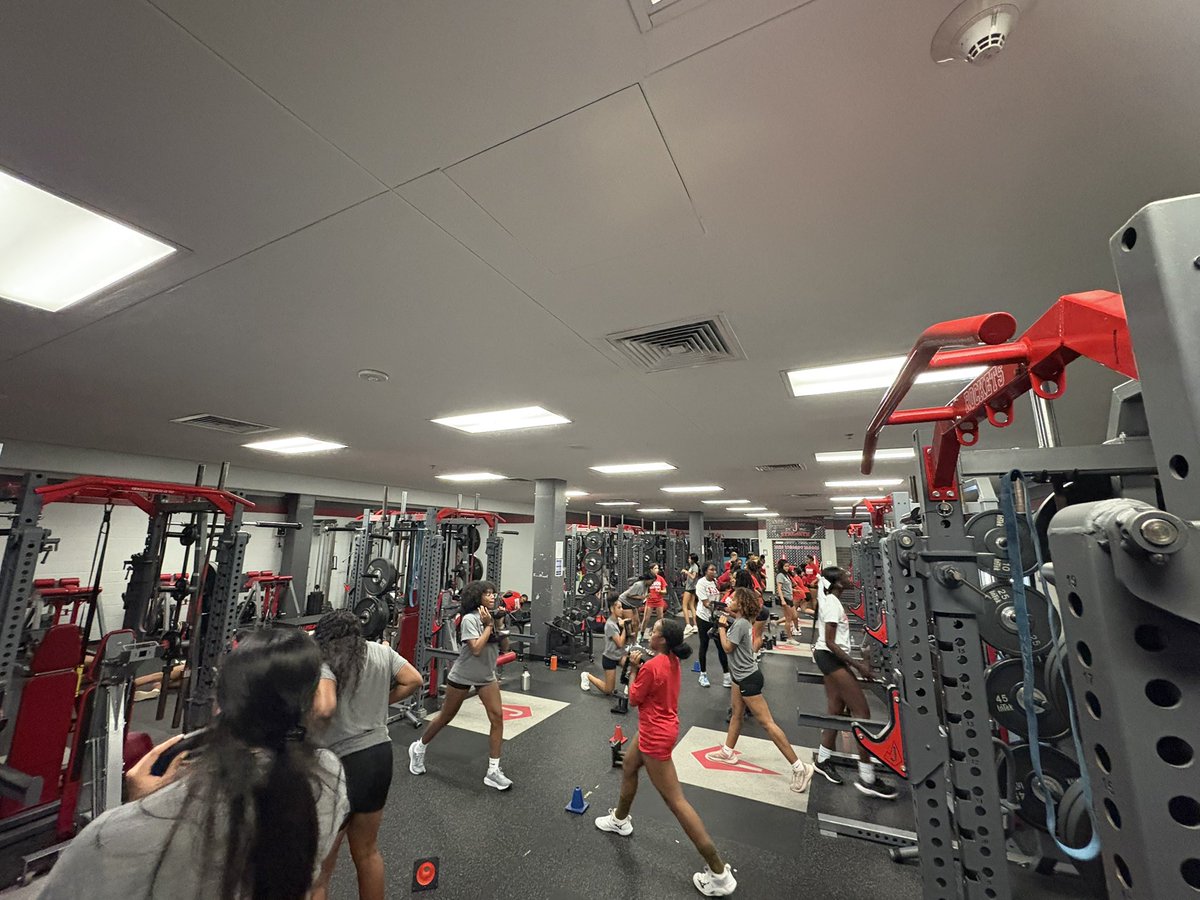 Full weight room today with Girls T&amp;F and Fresh VB!