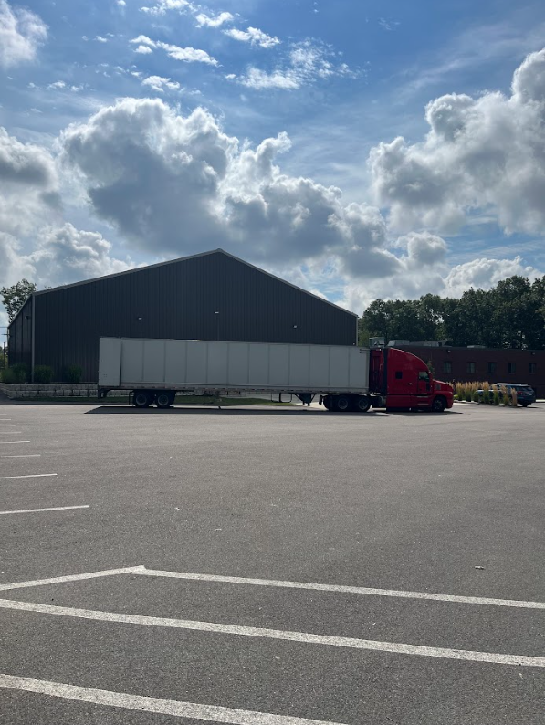 4 Sharp Corners tweet media