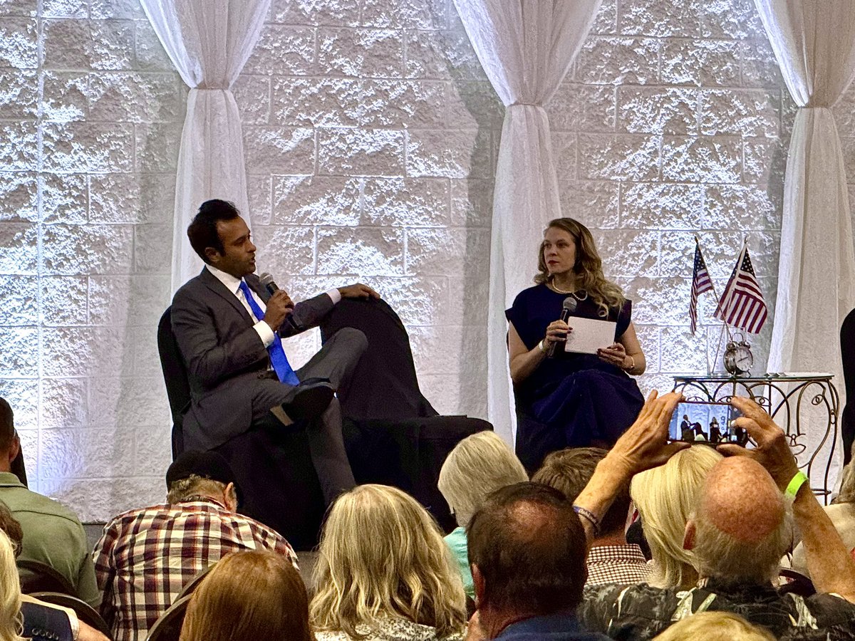 Massive shout out to Amber Keener (<a href="/RedLipPolitic/">Amber keener</a> ) for quarterbacking tonight’s Future Of Education event this evening. Huge crowd, awesome speakers, and a path forward for the Buckeye State. <a href="/AfpOhio/">AFPOhio</a>