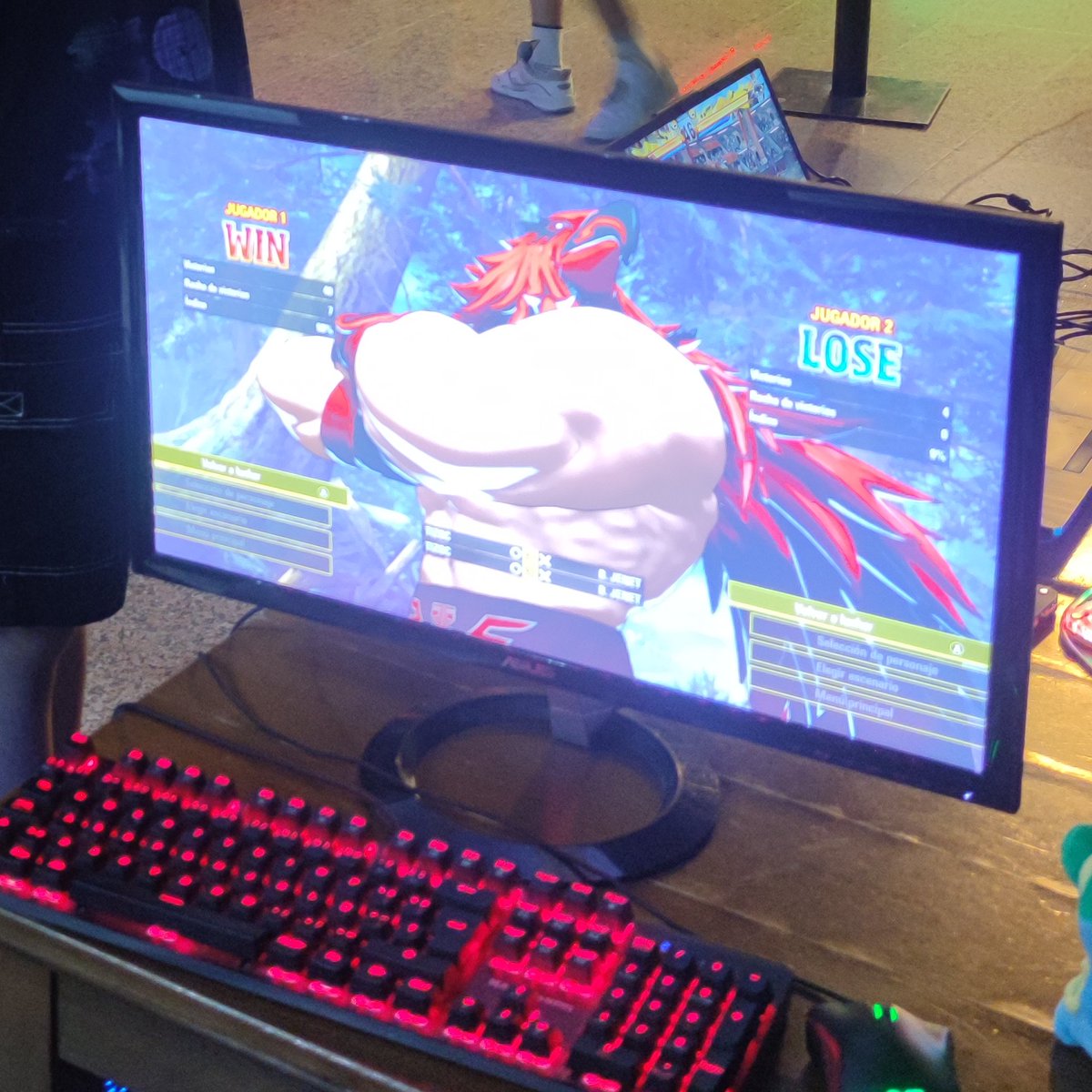 Tercera quedada en el local de <a href="/PrincessnamineT/">♡ Princess Namine/なみね♡</a> , repetiría con mucho gusto
Gracias a <a href="/SrSandiota/">AW| SrSandiota</a> por traer el ordenador con el Fatal Fury, puede que juege Billy pero yo le quiero mucho ❤️

Like y subo la foto se mi novia levantándome