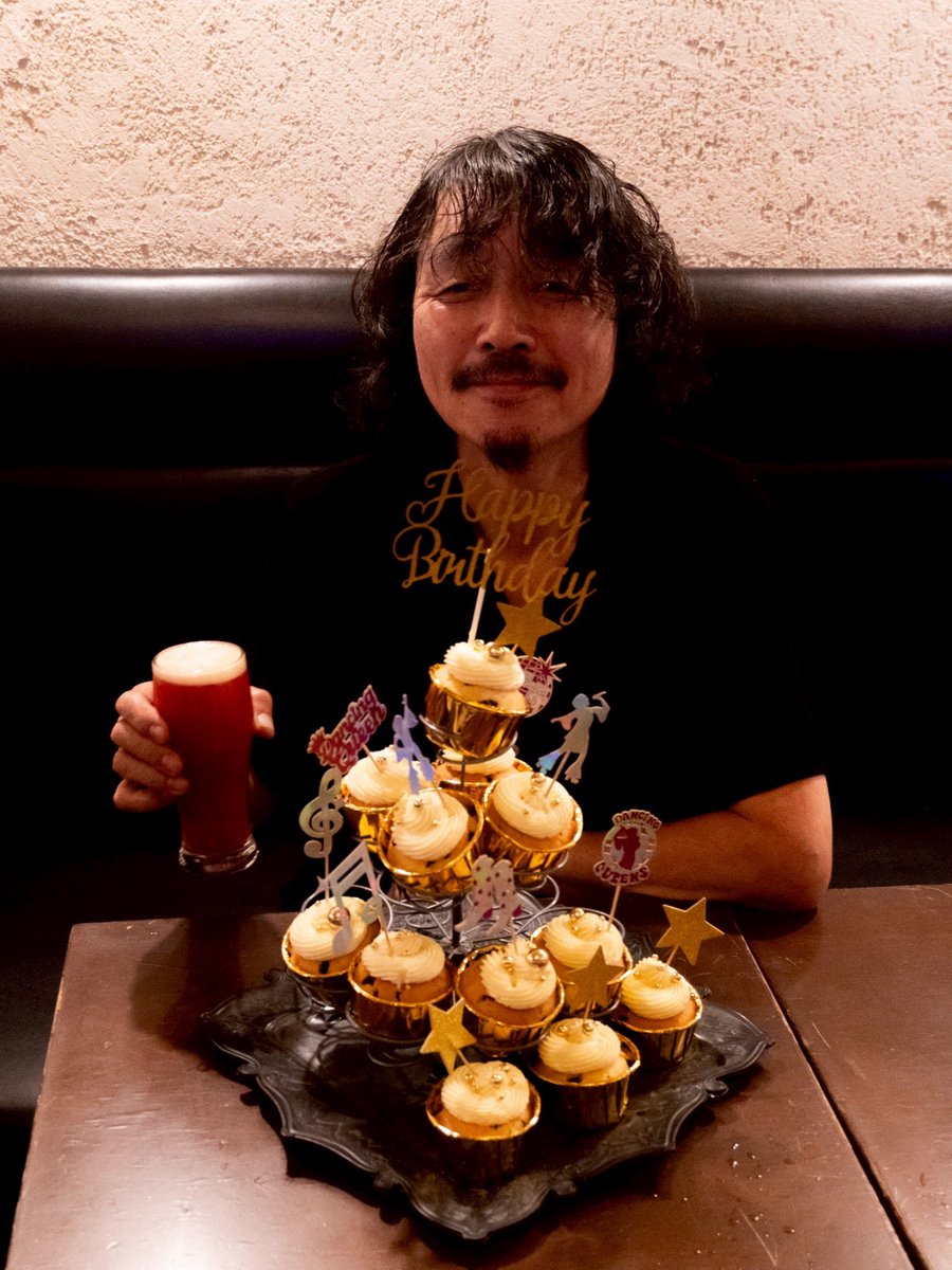 昨日の「Soul Freedom Vol.5」
 Tatsuya Kashima Birthday Special

真城めぐみ(vo)  伊沢麻未(vo) 奥田健介(g/pf)小松シゲル(dr)鹿島達也(b)
Special Guest : 梅津和時(sax)

スペシャルな一夜でした😭🎂最高でした💜
ありがとうございました！！
