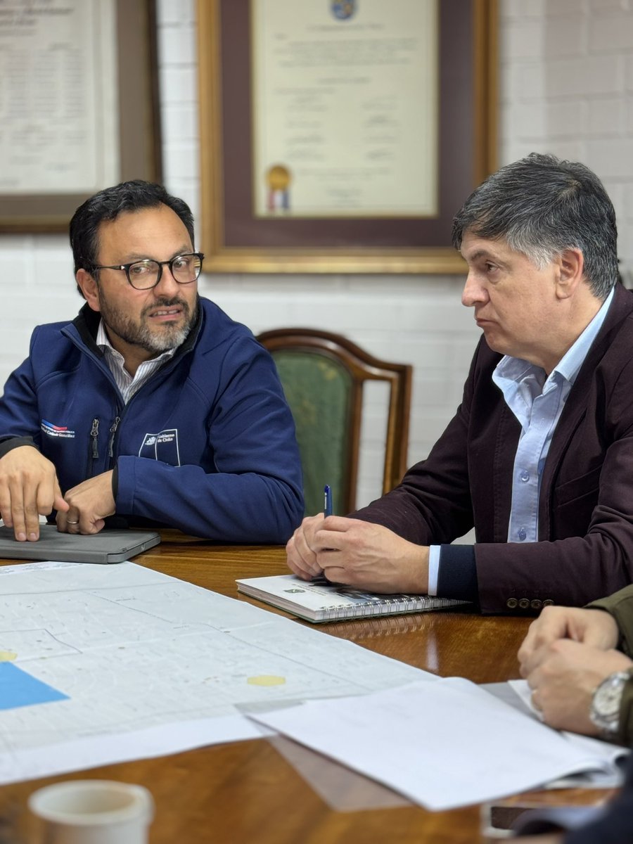Esta tarde, recibimos en nuestra municipalidad al Subse de Seguridad (<a href="/subsegpublica/">Subsegpublica</a>), Rafael Collado, junto a personal de Carabineros de Chile y la Policía de Investigaciones para conversar sobre las necesidades de nuestro territorio en materias de seguridad.
#lopradoporti