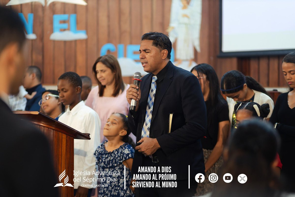 iasdcsrd's tweet photo. Muchas gracias @PrAwaldyA por su dedicación y amor en este tiempo junto a nosotros. Lo llevamos en el ❤️ y esperamos que pueda continuar siendo de bendición en su siguiente congregación como lo fue en la nuestra. Gracias, familia pastoral Almonte 🙌 https://t.co/QG3bZiiC86
