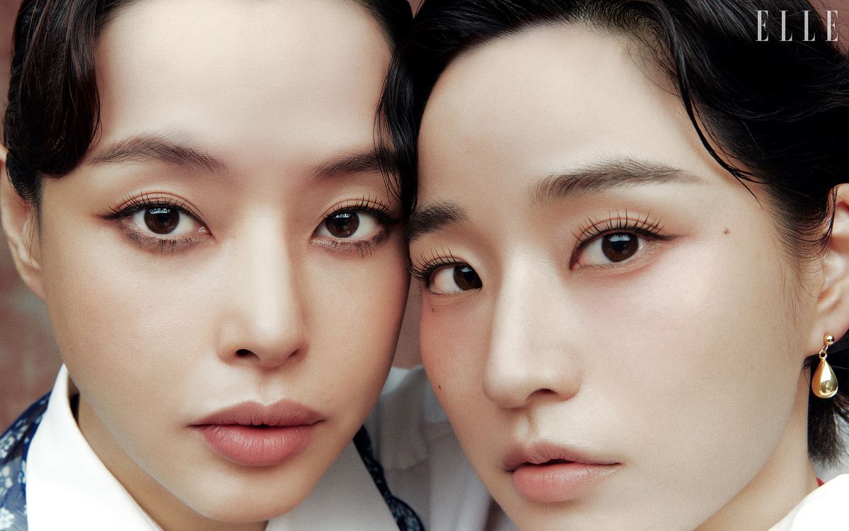 Lee Honey, Bang Hyo Rin, Jin Sun Kyu &amp; Cho Hyun Chul for Elle Korea September 2025 issue. 🐎✨

 Can’t wait for #Aema #애마 🥳

#HoneyLee #이하늬 #LeeHaNee #BangHyorin #JinSunKyu #ChoHyunChul