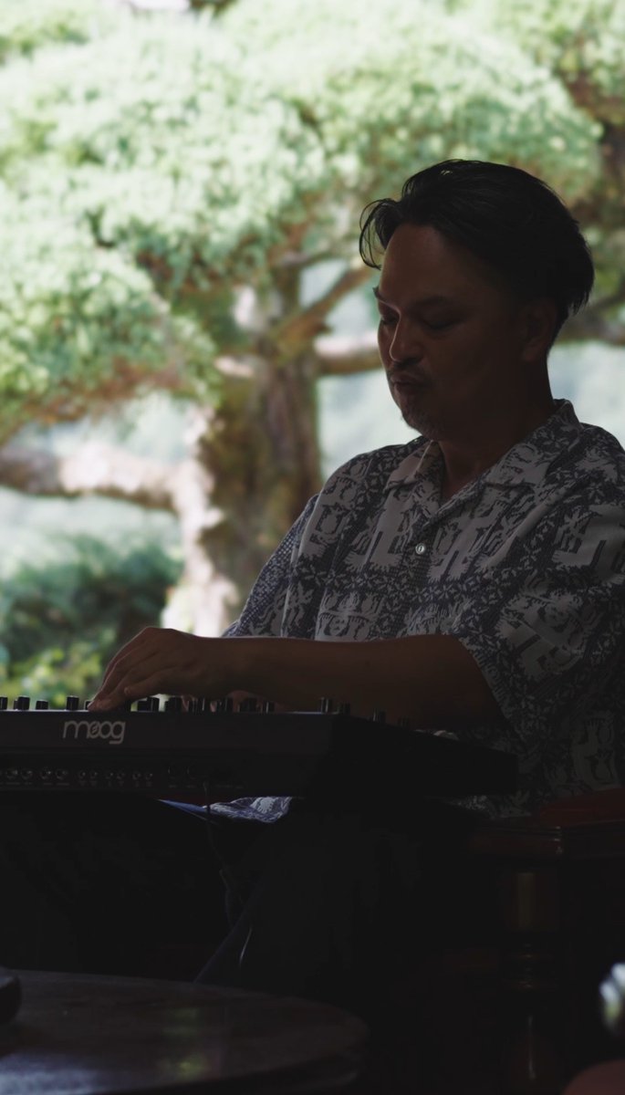 【New Release】
EVISBEATS &amp; Nagipan、"水"をコンセプトにした
新曲「蒸留ラヴ feat. Midique &amp; SayMay」をリリース。

URLs：ultravybe.lnk.to/jouryulove

<a href="/evisbeats24/">EVISBEATS</a>
<a href="/nagipan_jp/">någipan</a>