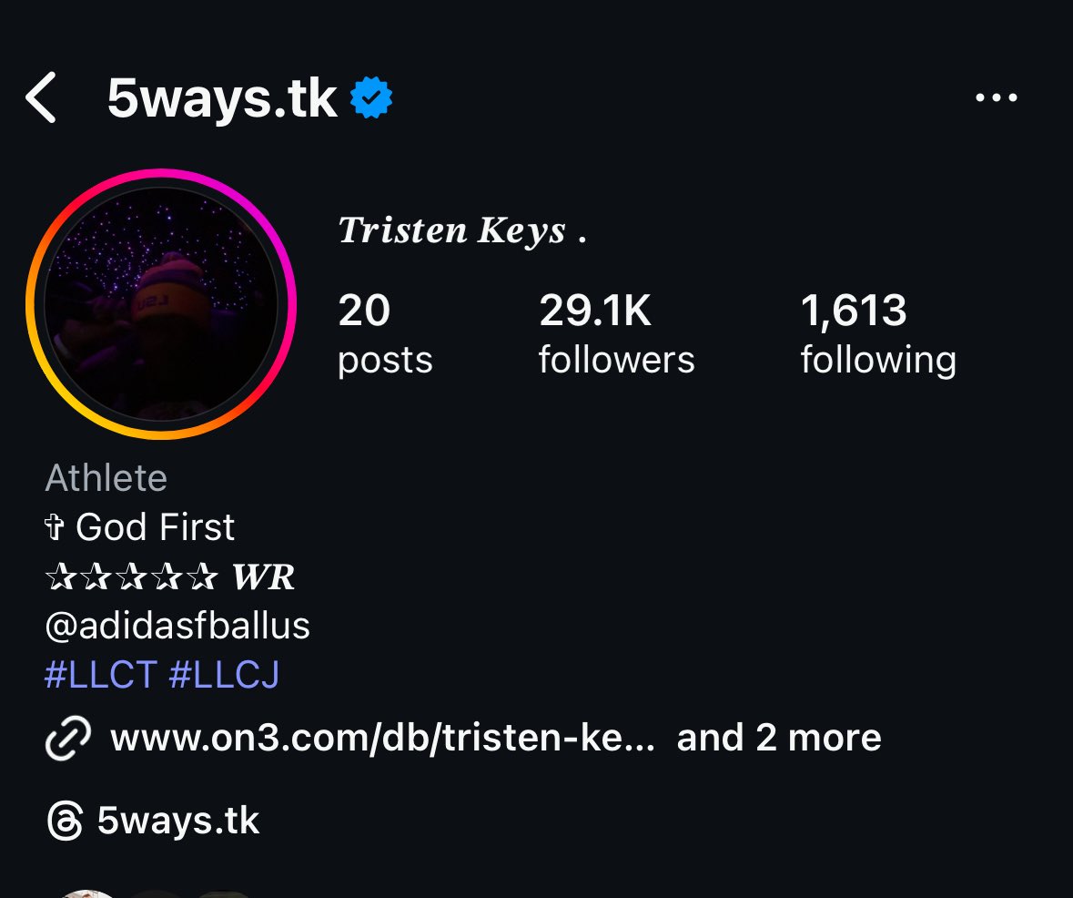 🚨BREAKING NEWS🚨

Five star wide receiver Tristan Keys has taken “LSU commit” out of his Twitter bio and now his Instagram bio. Will we see a flip in the near future?  Is it time for the face of Adidas to come home? 

GBO🍊