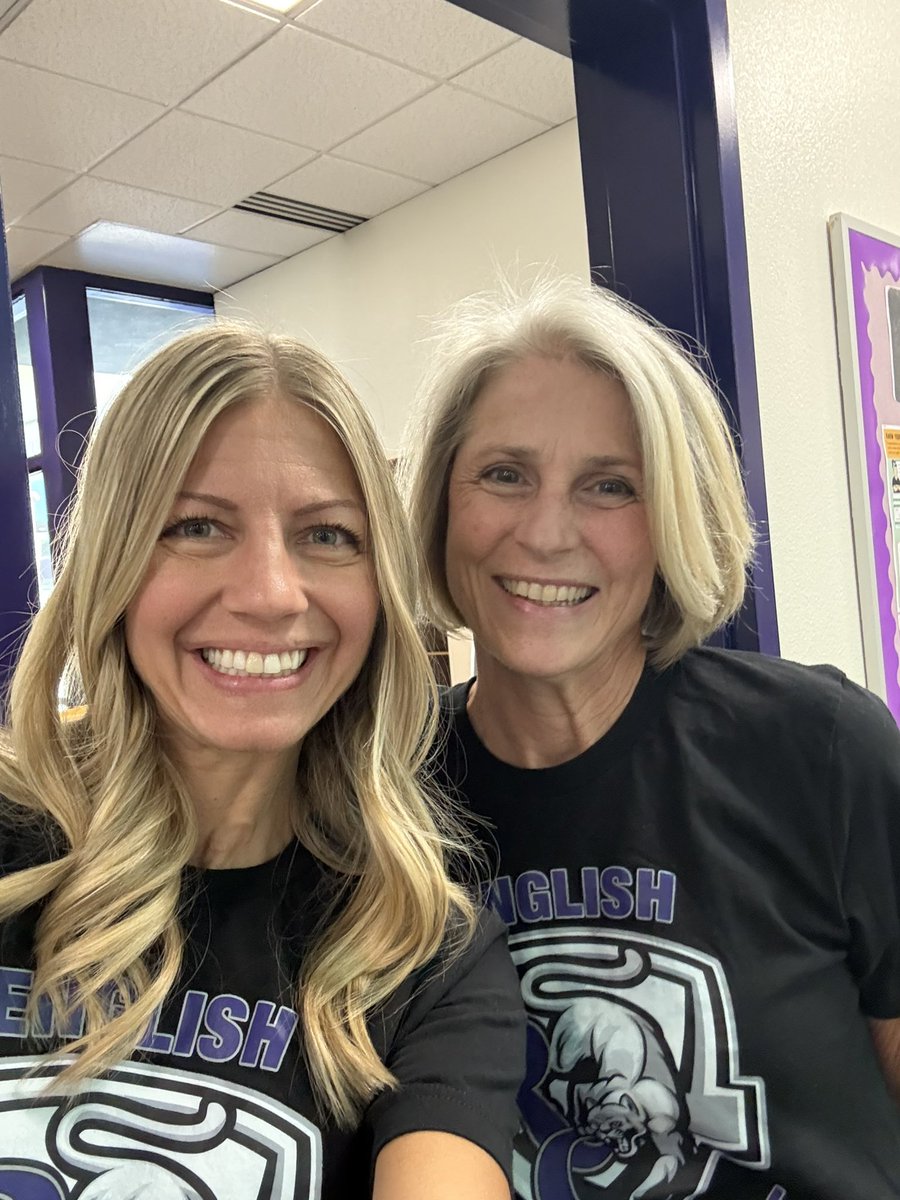 My twin for the day🩷