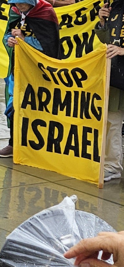 jfmulligannyc's tweet photo. Hey Tommy D @NYSComptroller  the people are at your door demanding you stop funding genocide; apartheid, starvation, and the dehumanization of Palestinians. #dropisraelbonds @jvplive @timesunion @nytimesworld @DemSocialists @AJEnglish https://t.co/k5aDObU7GA
