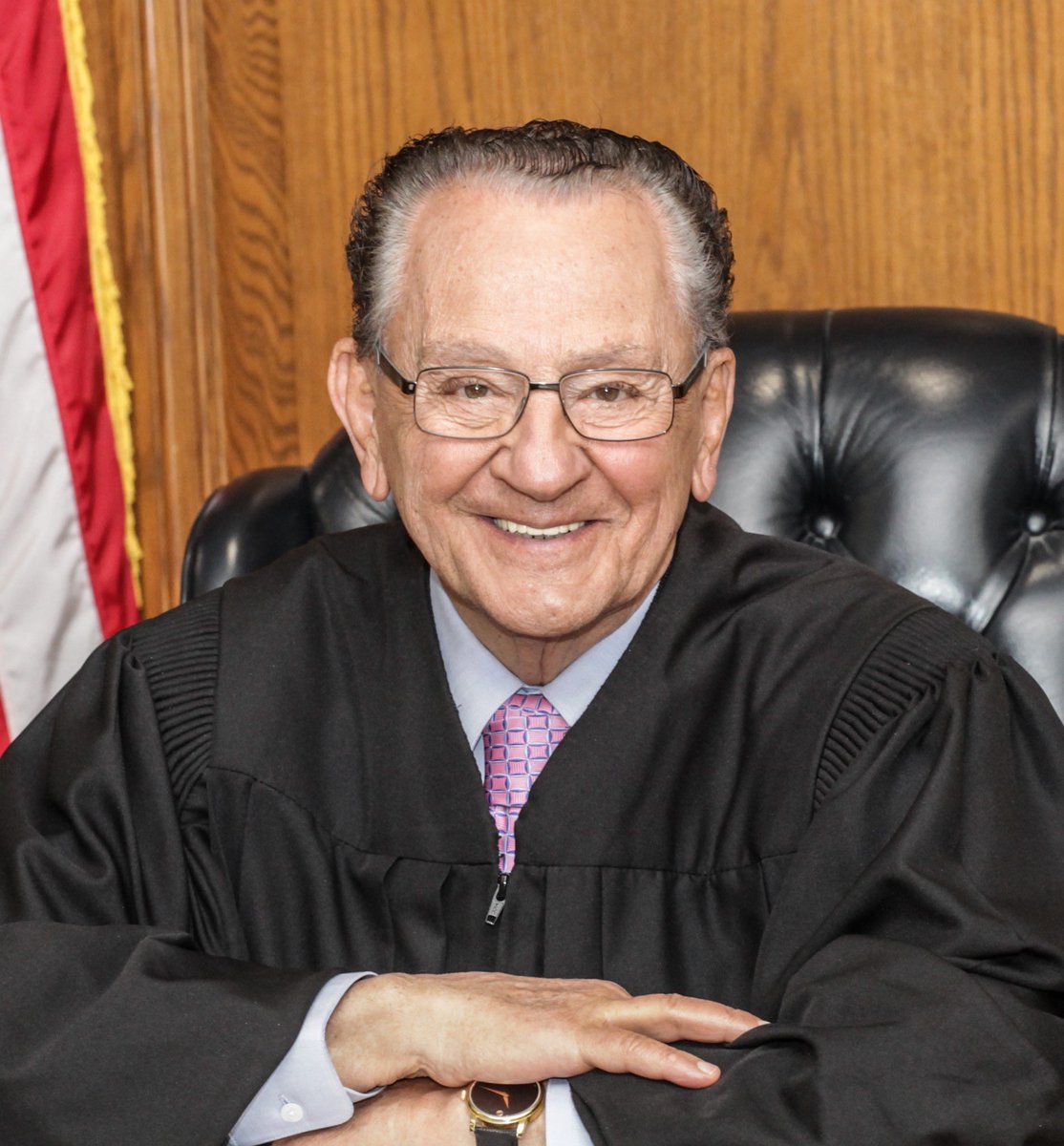 Judge Frank Caprio was more than a judge—he was the embodiment of compassion, fairness, and humanity. His gentle wisdom and kindness touched millions, reminding us that justice can have a heart. His legacy of empathy will live on in every life he inspires.
Rest peacefully, Judge