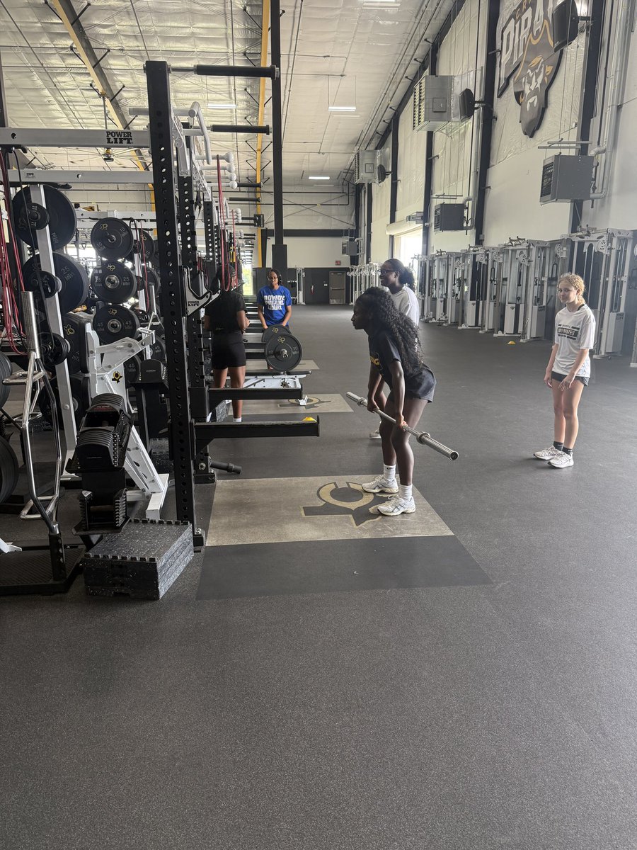 One family. One standard. One goal. Hustle. Heart. Honor. #LadyPirates #H3