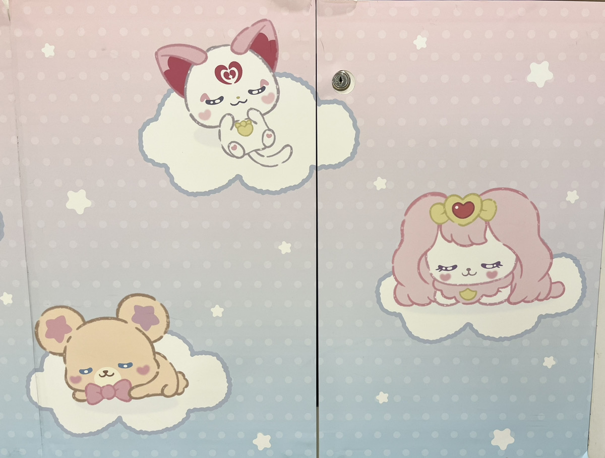 🌙『#ぷちきゅあ　～Precure fairies～』POP UP SHOP in東京キャラクターストリート by eeo🌟

ワゴンは全て撮影OKです📷✨
お立ち寄りの際は是非お写真を撮影してくださいませ❕
東京駅一番街東京キャラクターストリートF階段下ワゴンショップにて開催しております💖

#precure #petitcure